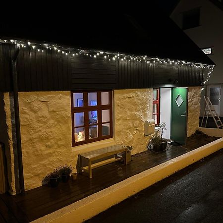 Cozy Traditional Home, Sythrugota Sydrugota Exterior foto